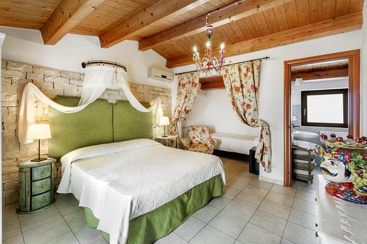 Villa U Marchisi B&B Scicli Exteriör bild